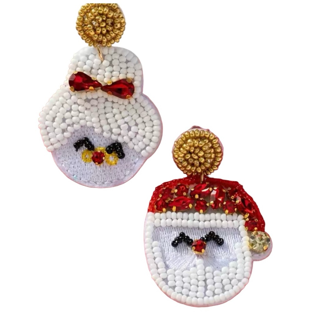 🌼 Beaded Santa Claus and Mrs. Claus Dangle Pair Earrings